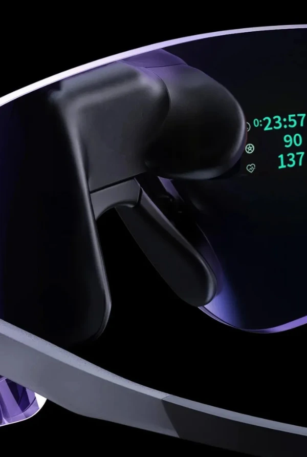 A helmet display prototype showing ride time, speed, and heart-rate metrics.